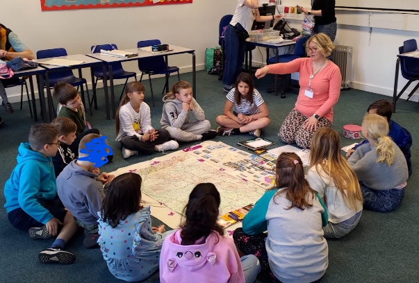 Magyar Iskola – Április