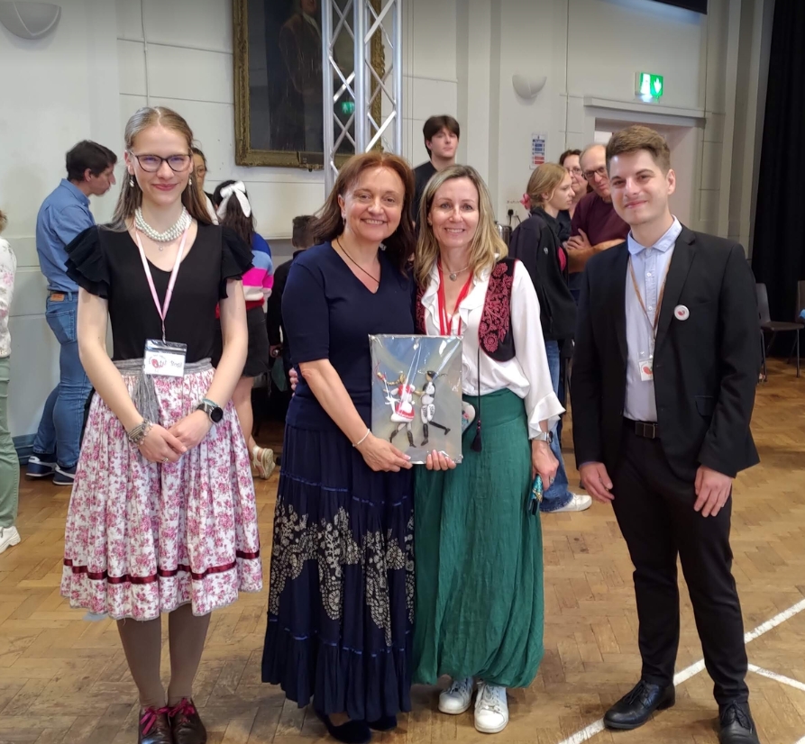 Magyar Iskola – Június - Első rész