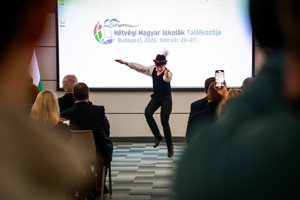 Magyar Iskola – Március